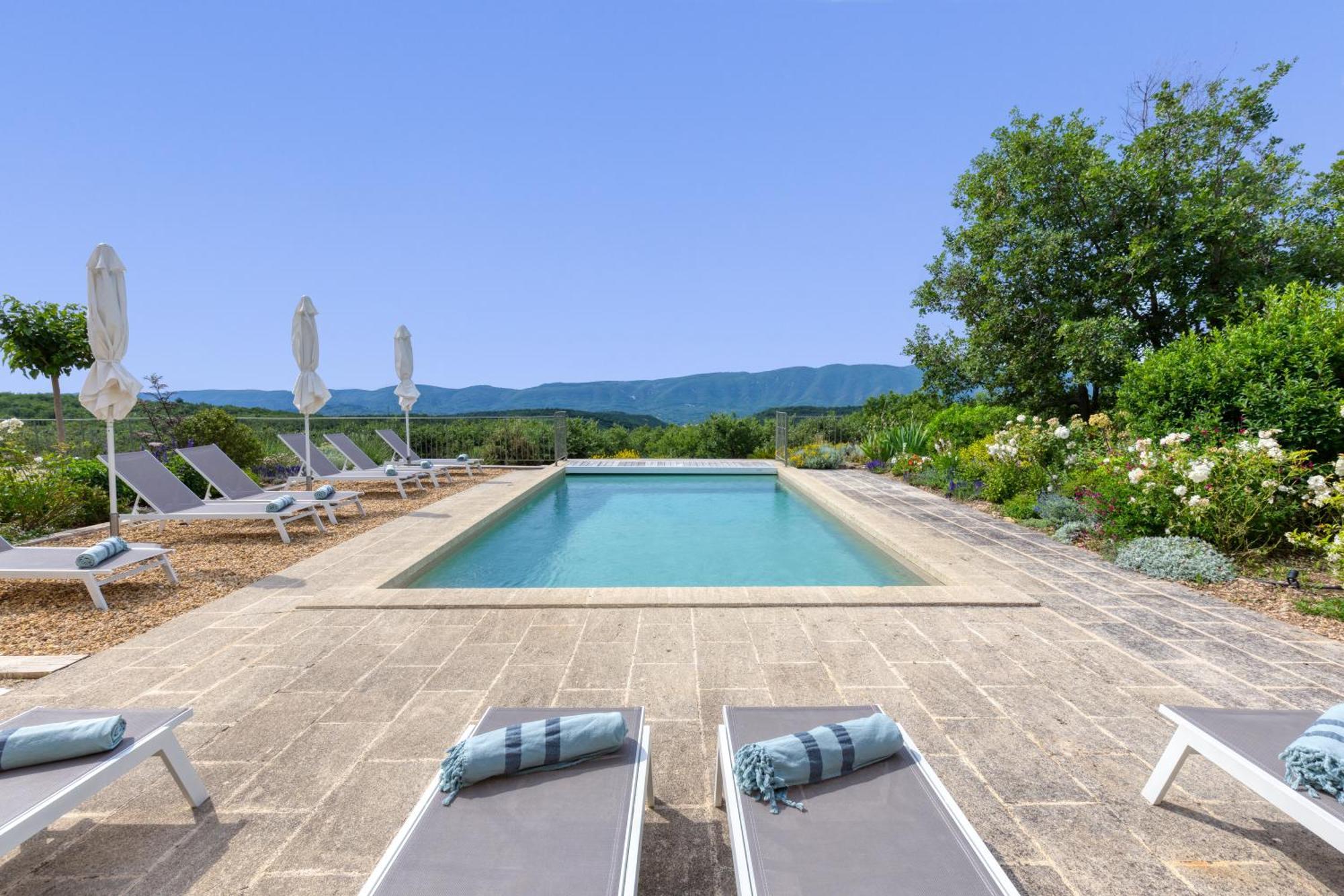 Bastide De Viens - Vue Luberon, Piscine Chauffee, Boulodrome Βίλα Εξωτερικό φωτογραφία